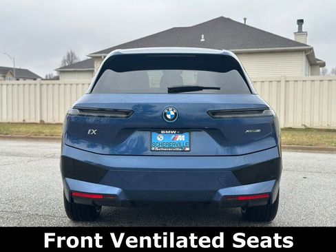 Used 2024 BMW iX xDrive50 w/ Premium Package image 8