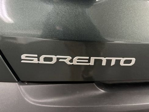 Used 2023 Kia Sorento S w/ Panoramic Sunroof Package image 33