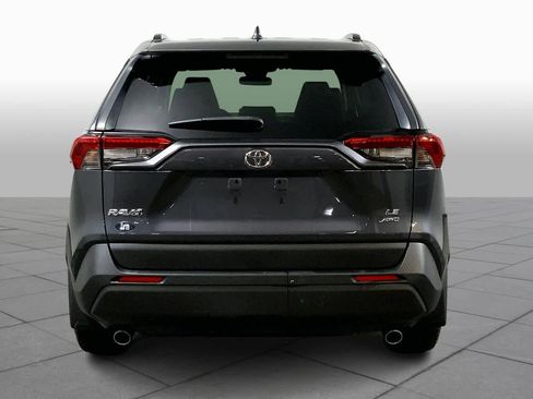 Used 2019 Toyota RAV4 LE w/ All Weather Liner Package AWD/4WD image 4
