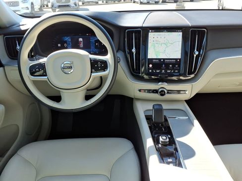 Certified 2024 Volvo XC60 B5 Plus AWD/4WD image 13