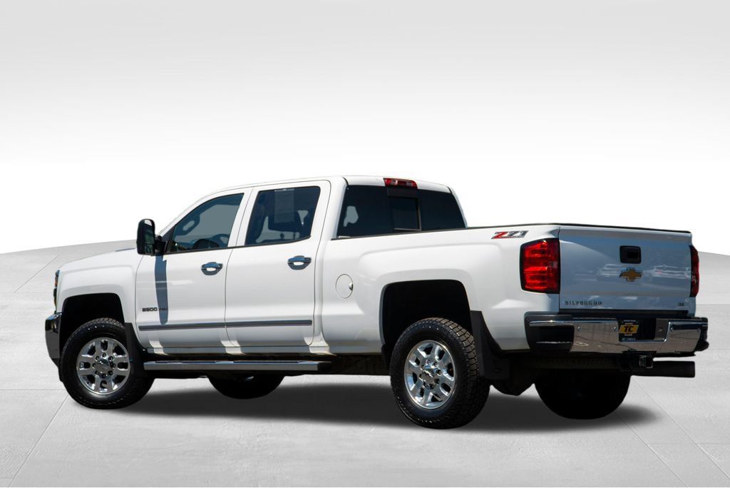 Used 2015 Chevrolet Silverado 2500 LTZ w/ Duramax Plus Package AWD/4WD image 7