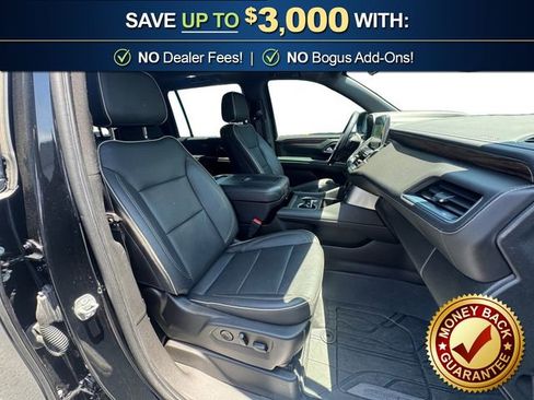 Used 2022 Chevrolet Suburban Premier w/ Premium Package 2 AWD/4WD image 22