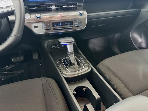 Used 2024 Hyundai Kona SEL AWD/4WD image 24