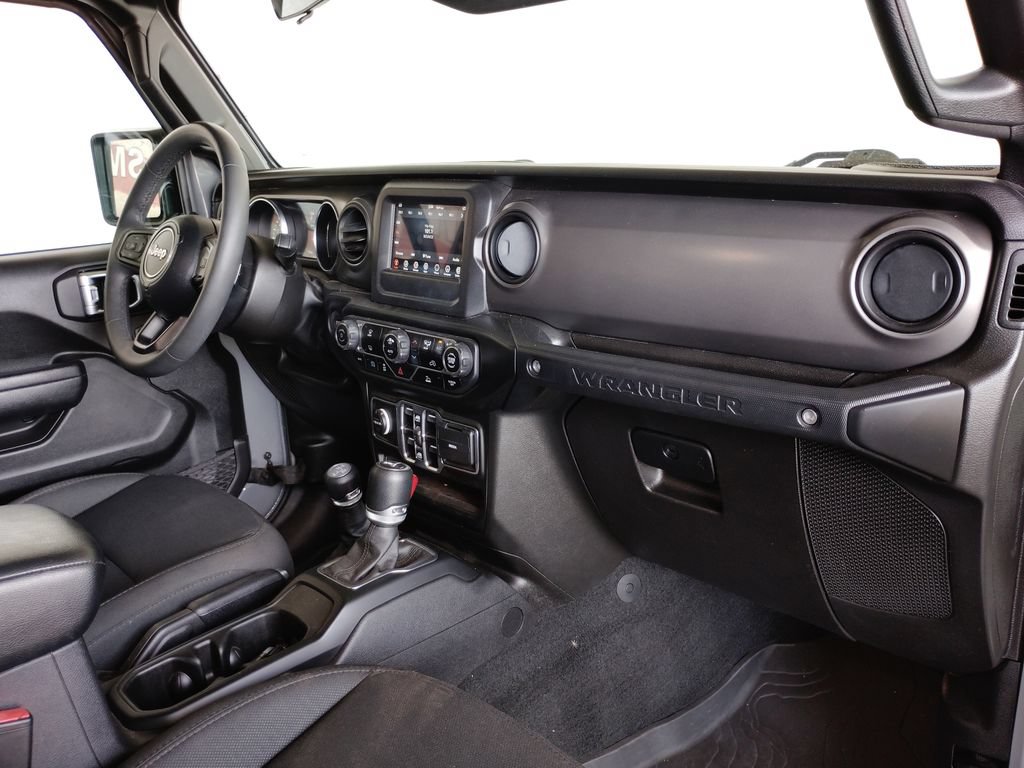 Used 2023 Jeep Wrangler Unlimited AWD/4WD image 13