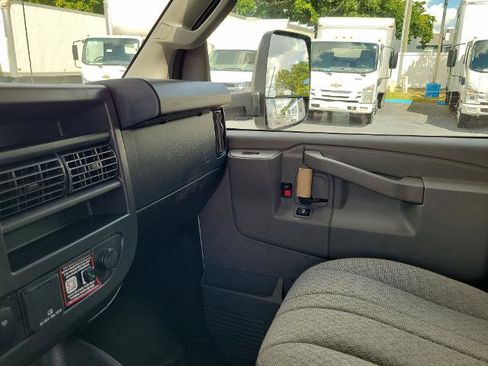 New 2025 Chevrolet Express 3500 w/ Power Convenience Package image 21