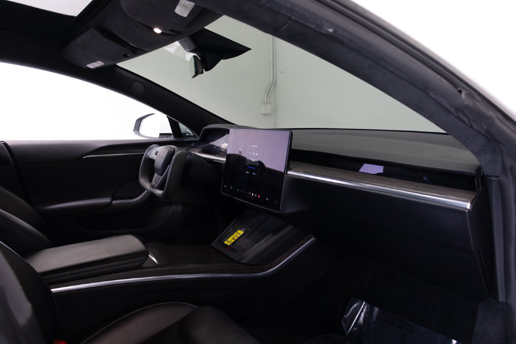 Used 2021 Tesla Model S Plaid AWD/4WD image 21