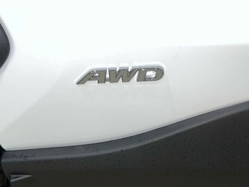 New 2025 Toyota RAV4 XLE w/ Convenience Package image 5