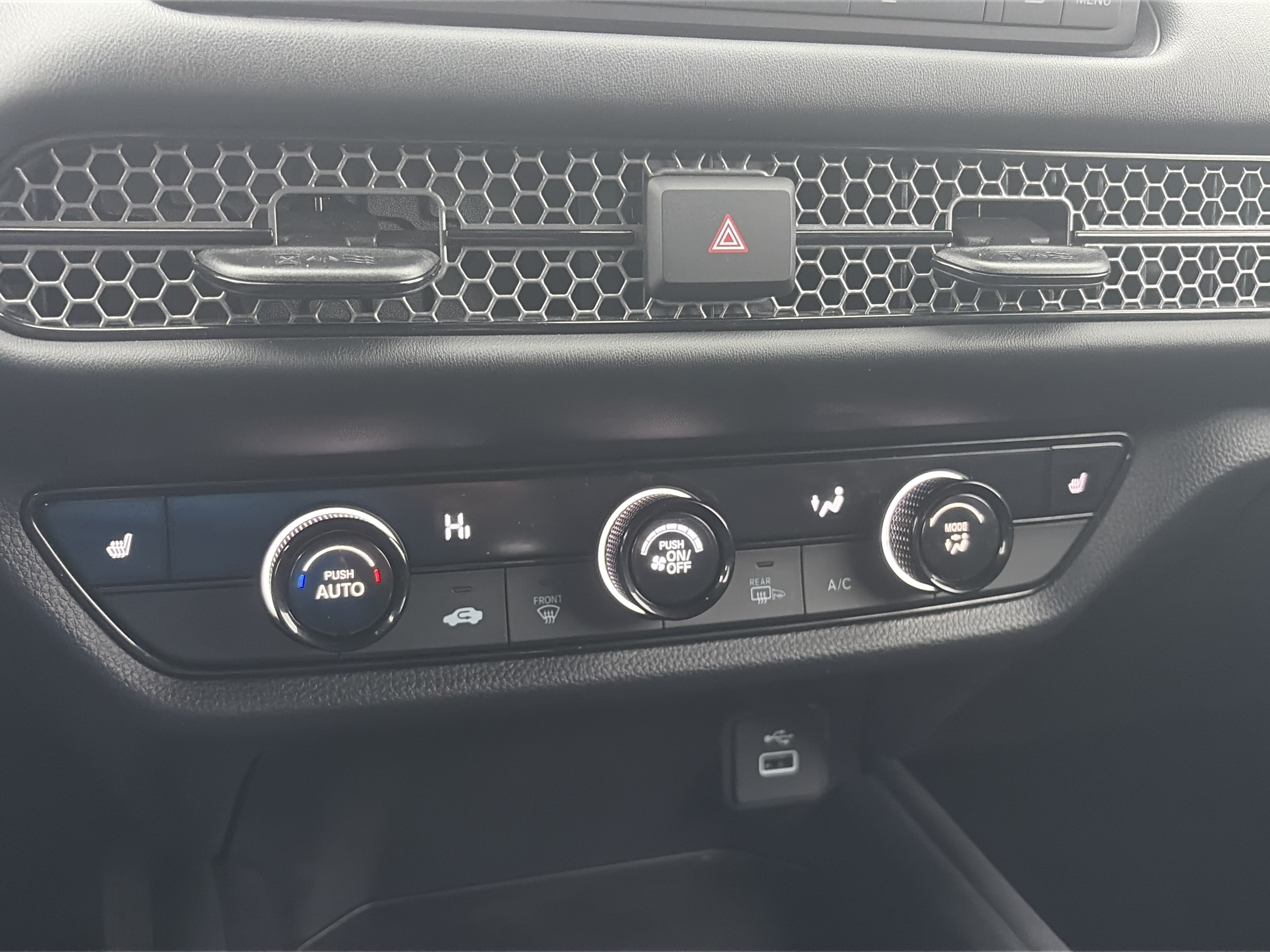 Used 2024 Honda HR-V Sport image 30