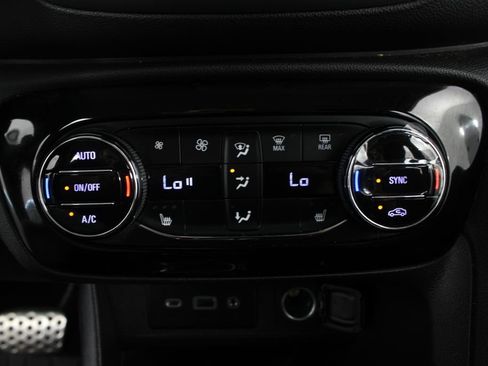 Used 2023 Buick Encore GX Select w/ Sport Touring Package AWD/4WD image 6