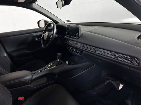 Used 2023 Honda HR-V Sport image 27