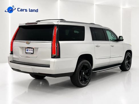 Used 2020 Cadillac Escalade ESV Luxury AWD/4WD image 3
