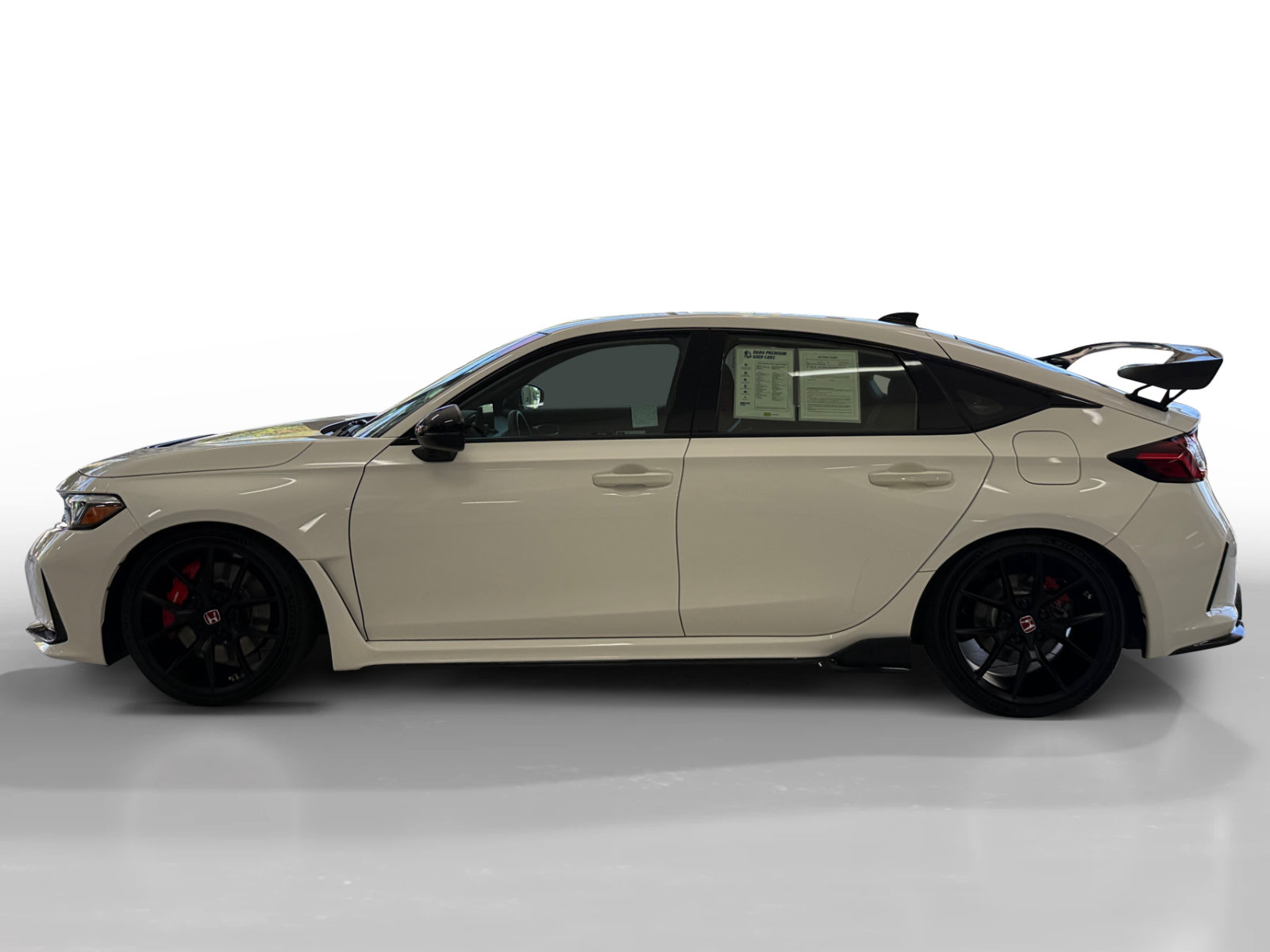 Used 2024 Honda Civic Type R image 2