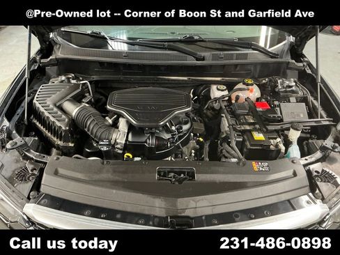 Used 2022 Cadillac XT6 Premium Luxury image 10