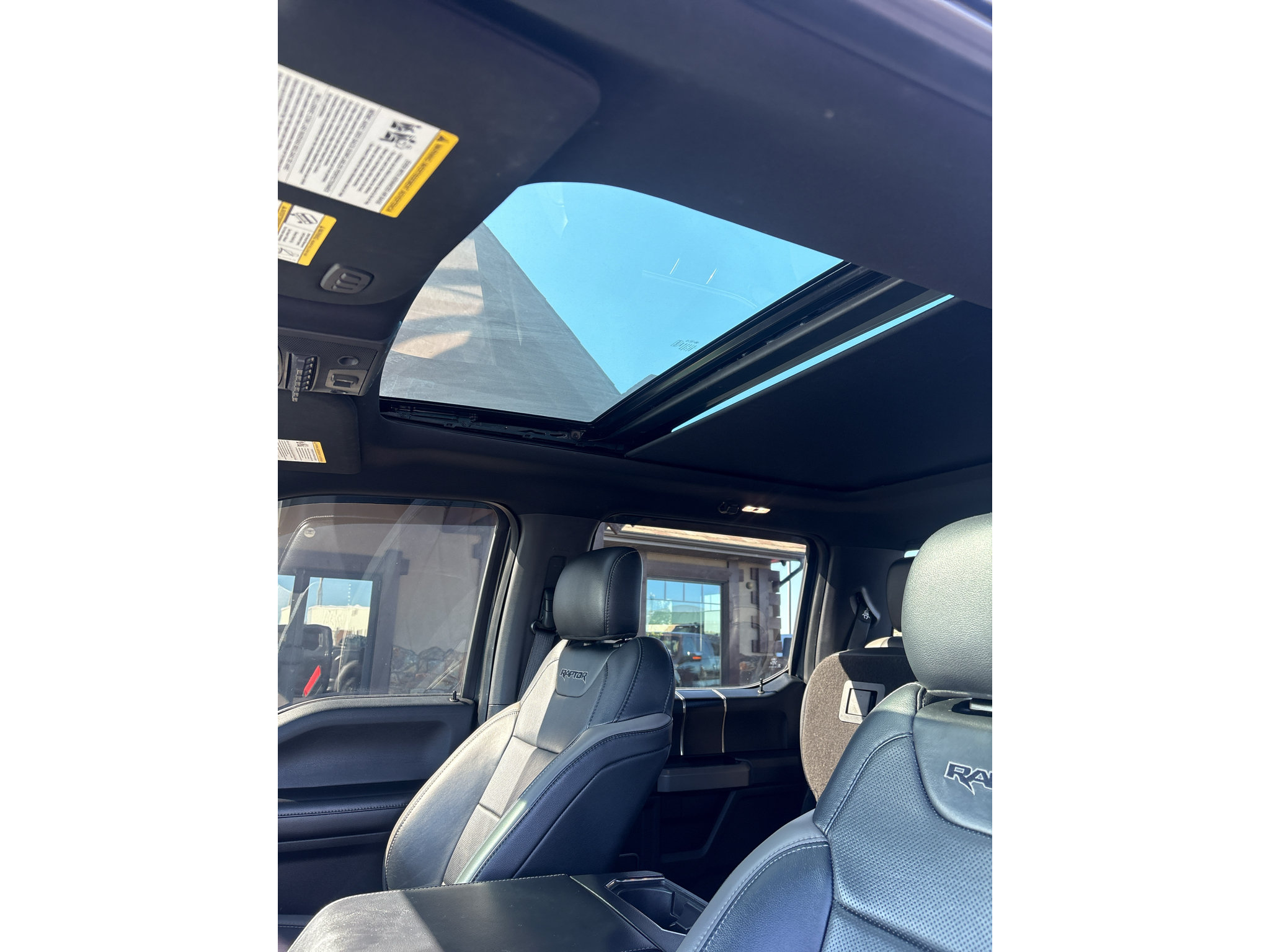 Used 2018 Ford F150 Raptor w/ Equipment Group 802A Luxury AWD/4WD image 11