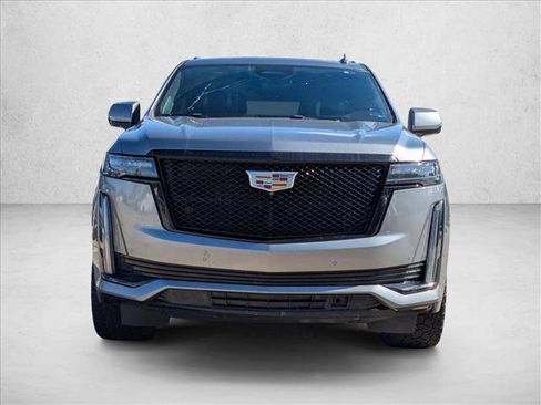 Used 2021 Cadillac Escalade ESV Sport Platinum image 2