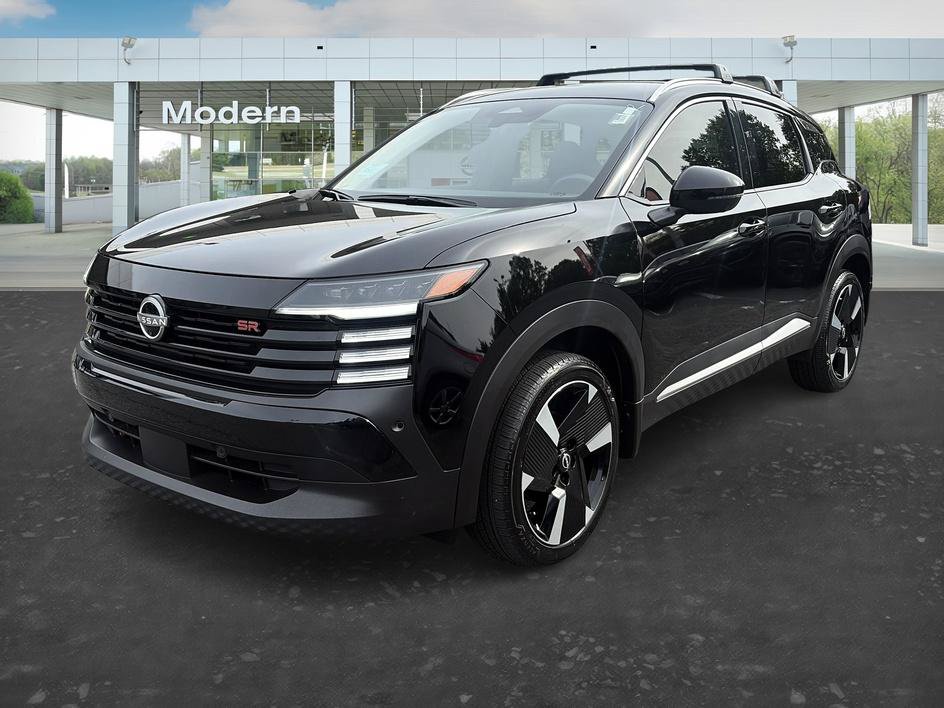 Certified 2026 Nissan Kicks SR FWD image 1