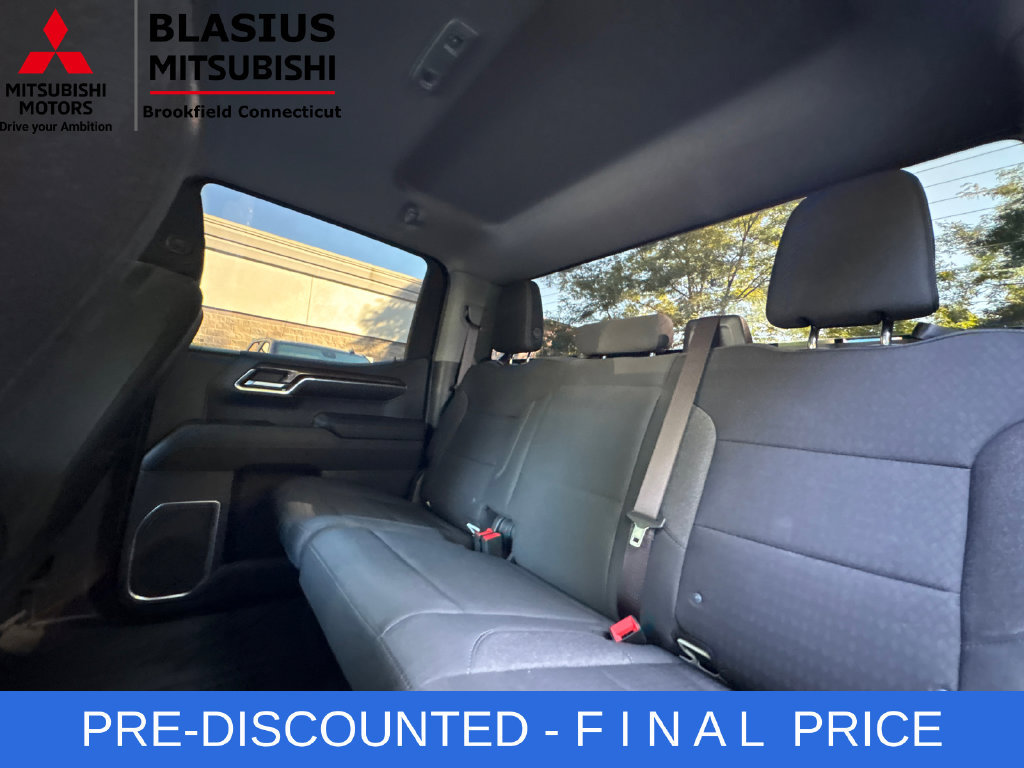 Used 2024 Chevrolet Silverado 1500 RST w/ Protection Package AWD/4WD image 33