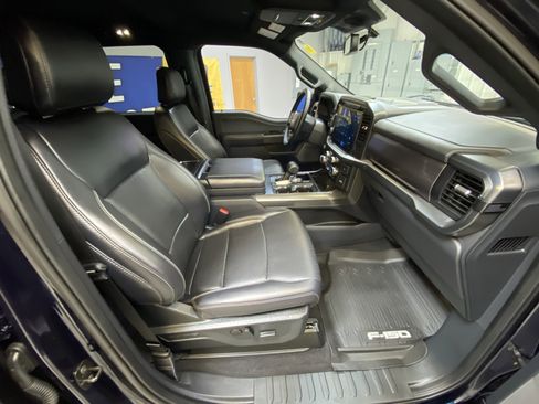 Used 2025 Ford F150 Lariat w/ Equipment Group 501A Mid image 27