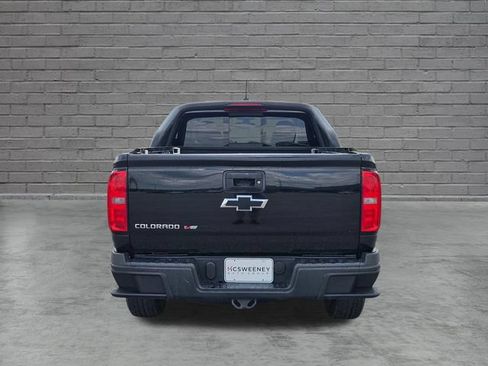 Used 2018 Chevrolet Colorado Z71 w/ Z71 Midnight Edition AWD/4WD image 4