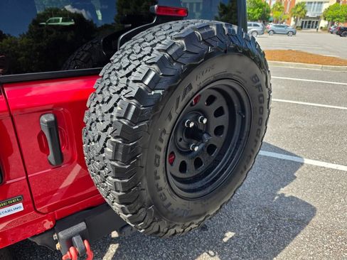 Used 2021 Jeep Wrangler Unlimited Sport AWD/4WD image 36