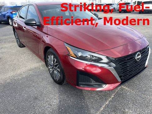 Used 2024 Nissan Altima 2.5 SV image 27