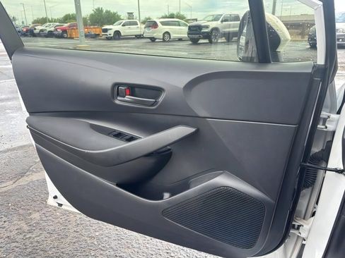 Used 2025 Toyota Corolla LE w/ Convenience Package AWD/4WD image 11