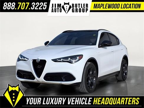 Used 2024 Alfa Romeo Stelvio Veloce image 1