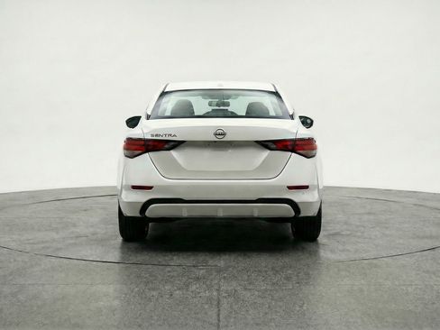 Used 2025 Nissan Sentra SV image 7