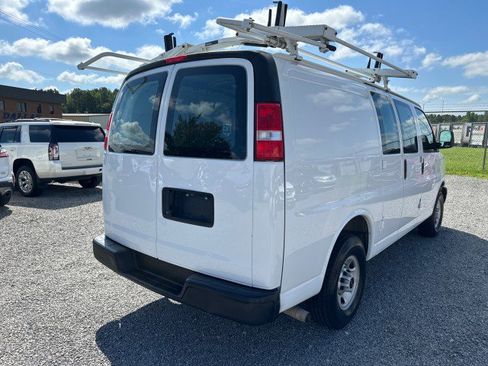 Used 2023 GMC Savana 2500 w/ Driver Convenience Package RWD image 8