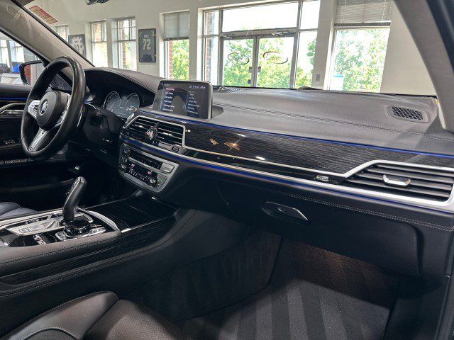 Used 2017 BMW M760i xDrive AWD/4WD image 60