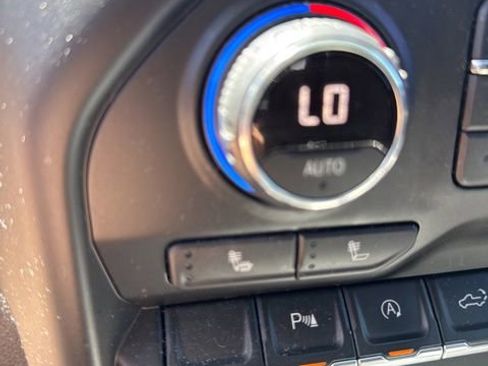 Used 2020 Chevrolet Silverado 1500 LT Trail Boss image 8