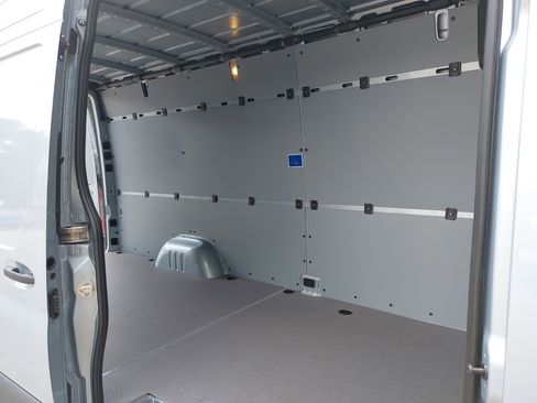 New 2025 Mercedes-Benz Sprinter 2500 image 11