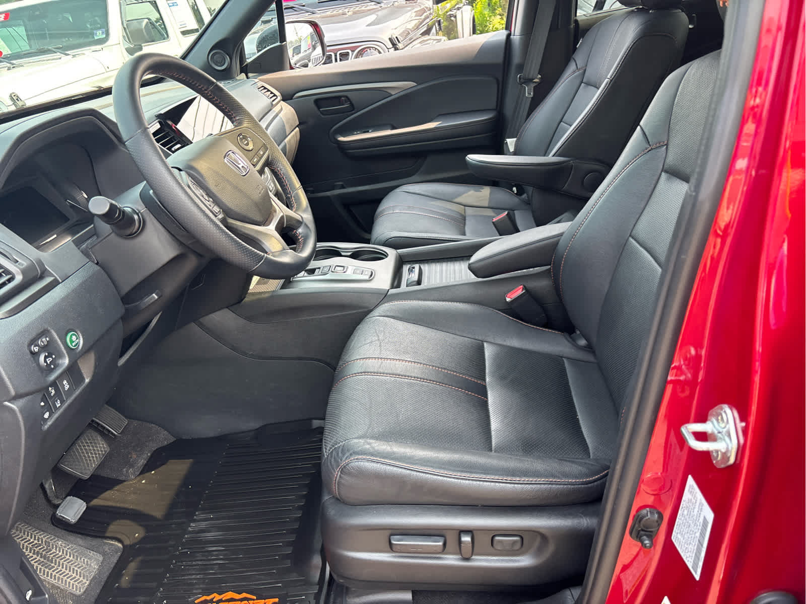 Used 2023 Honda Passport TrailSport image 8
