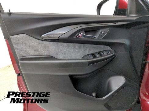 Used 2021 Chevrolet TrailBlazer LT AWD/4WD image 24