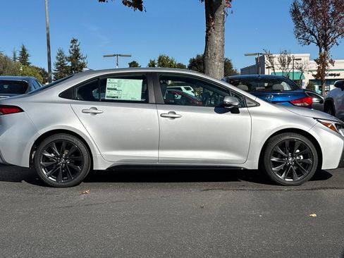 New 2026 Toyota Corolla SE image 9