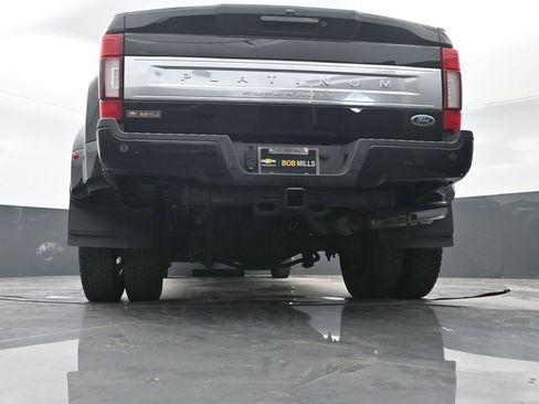 Used 2021 Ford F450 Platinum image 29