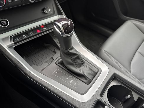 New 2025 Audi Q3 2.0T Premium image 18