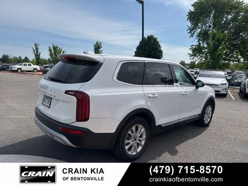 Used 2022 Kia Telluride LX AWD/4WD image 7