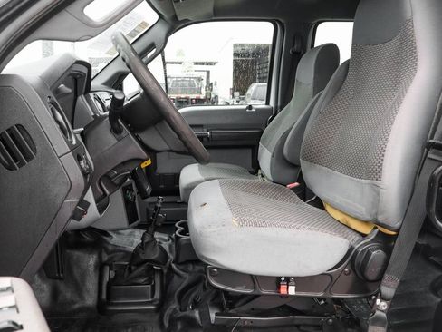 Used 2016 Ford F650 2WD Crew Cab Super Duty image 23