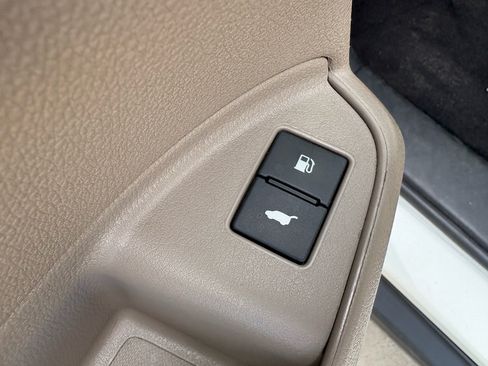 Certified 2018 Honda Pilot Touring image 13