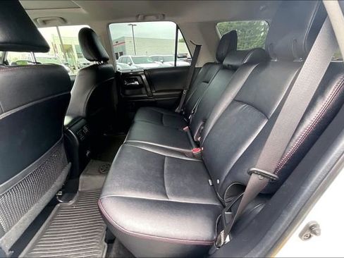 Used 2023 Toyota 4Runner TRD Off-Road Premium w/ Moonroof Package AWD/4WD image 26