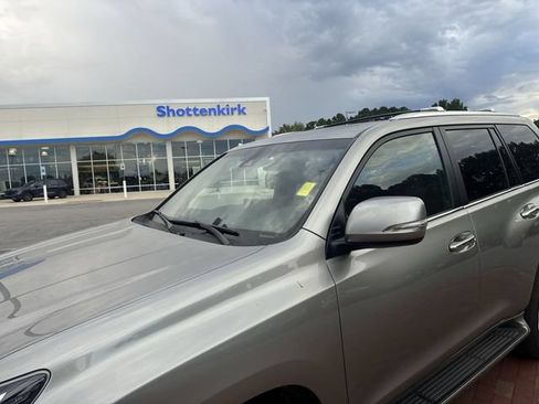 Used 2023 Lexus GX 460 Premium AWD/4WD image 25