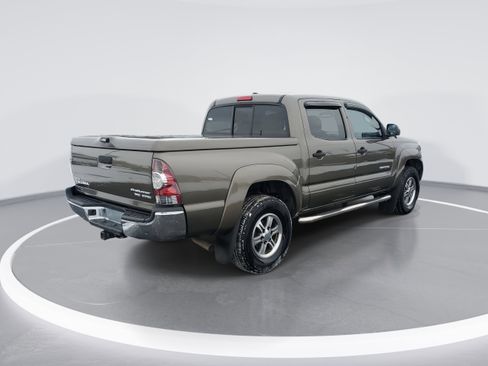 Used 2011 Toyota Tacoma PreRunner image 3