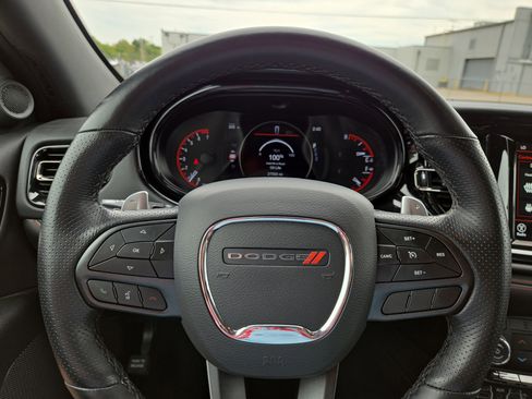 Used 2024 Dodge Durango GT image 11