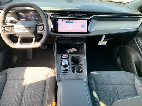 New 2026 Jeep Cherokee Laredo AWD/4WD image 24
