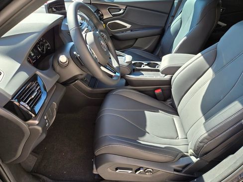 New 2025 Acura RDX SH-AWD image 11