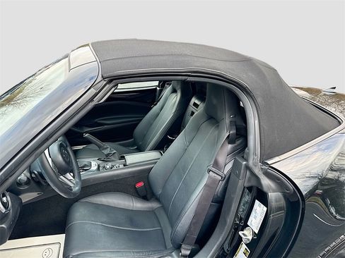 Used 2021 MAZDA MX-5 Miata Grand Touring image 21