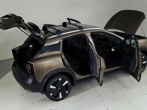 New 2026 Nissan Kicks SR w/ Cold Weather Package image 28