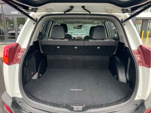 Used 2015 Toyota RAV4 Limited w/ Technology Package AWD/4WD image 9