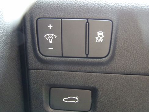 Used 2025 Kia K5 GT-Line AWD/4WD image 12